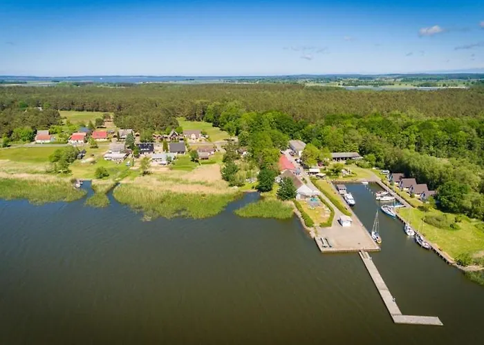 Reethus-am-hafen Reetdachhaus Hafenblick Mit Garten Und Blick Aufs Wasser *